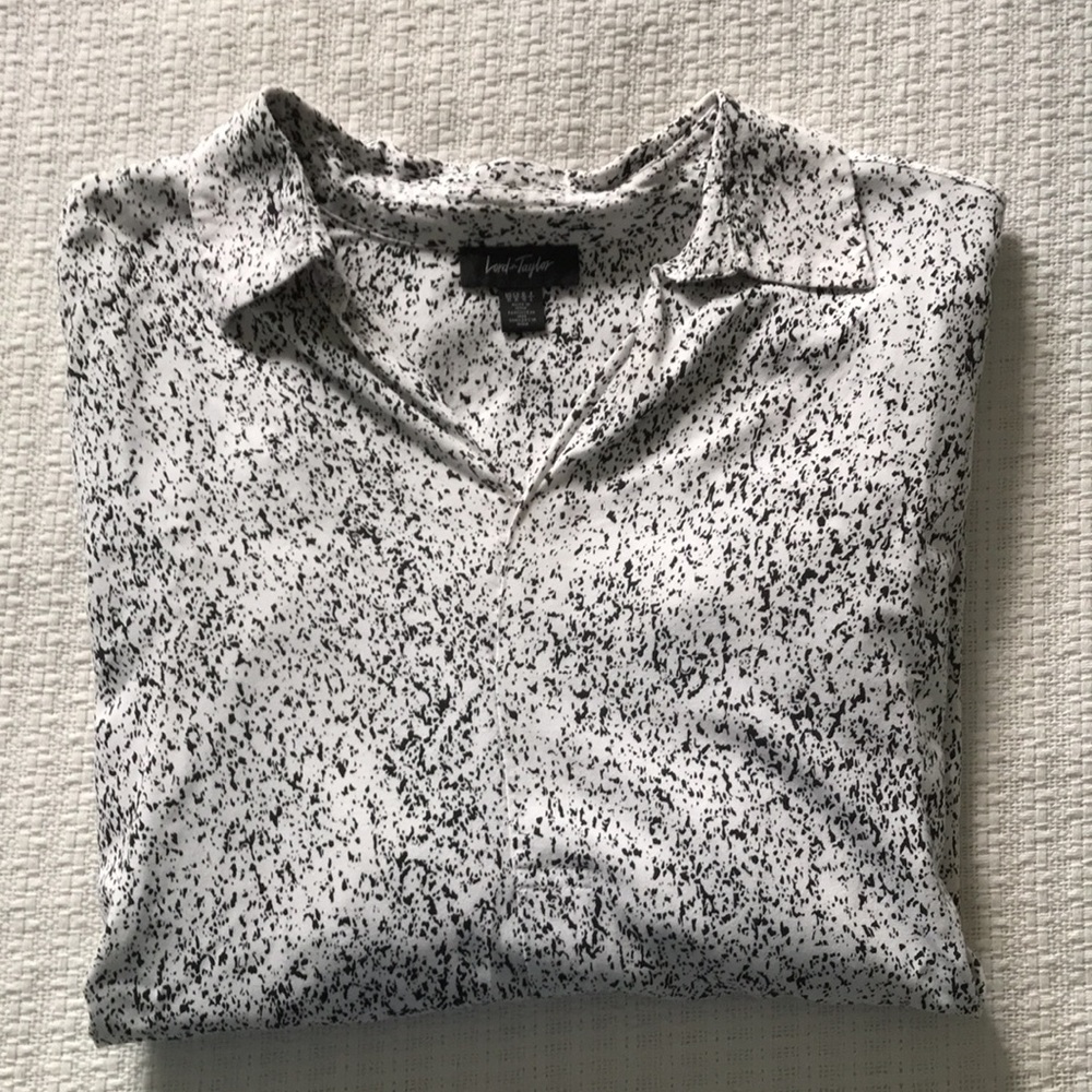 Black & white blouse